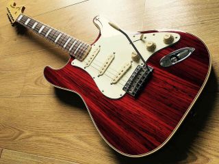 Fender Stratocaster Rare 1968 Reissue Zebrawood 2007 - 10 Translucent Red