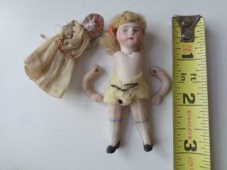 Small Antique German Bisque Dollhouse Dolls Frozen 1 with Bonnet Jointed Kestner 2