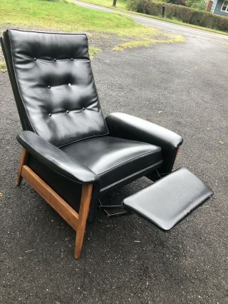 Rare Milo Baughman For James Inc Thayer Coggin Walnut Recliner Lounge Chair