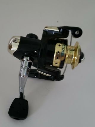ST.  Croix PS 250 Fishing Spinning Reel very little use 3