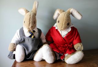 Vintage Sue Quinn Dormouse Design Bunny Rabbits In Clothes