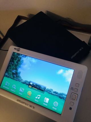 WowFly 3D Tablet Rare Find 4.  5”x7” Screen SD 2