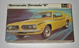 Plymouth Barracuda Formula " S " Revell H - 1295 1/32 Scale Model Kit
