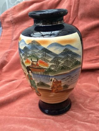 A Large Vintage Japanese Satsuma Vase With Hand Painted Scenes