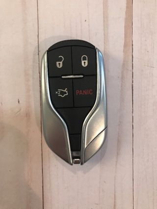 Oem Maserati Levante Ghibli Quattroporte Keyless Smart Key W/out Auto - Start Rare
