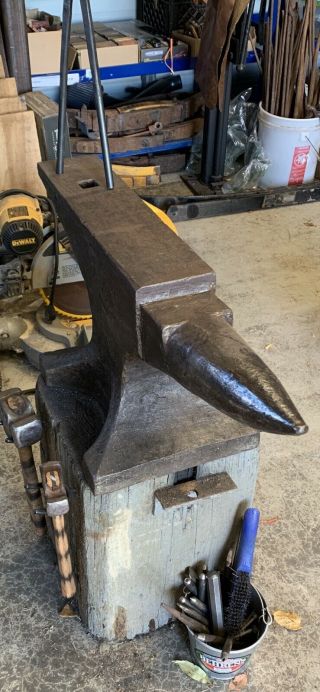 Arm And Hammer Anvil Rare Hard To Find Blacksmith 213lb Very