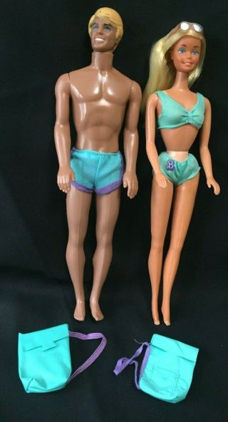 Vintage 1978 1067 Sun Lovin Malibu Barbie And Ken Doll Doll (s)