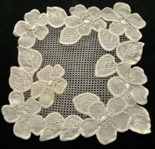 Adorable Vintage Hand Made Applique Work On Net Lace Doily 9 1/2 " Sq French Knots