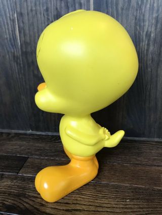 WARNER BROS.  TWEETY STATUE 1997 11” TALL EXTREMELY RARE COND 3