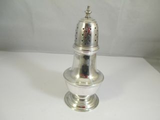LOVELY TOP QUALITY SOLID SILVER EDWARDIAN PEPPER POT,  CHESTER 1902,  50g 2