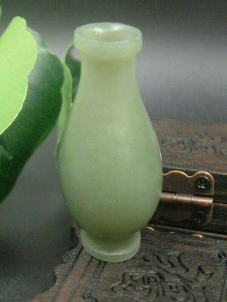 Antique Chinese Celadon Nephrite Hetian - OLD Jade vase Statues Snuff bottle 2