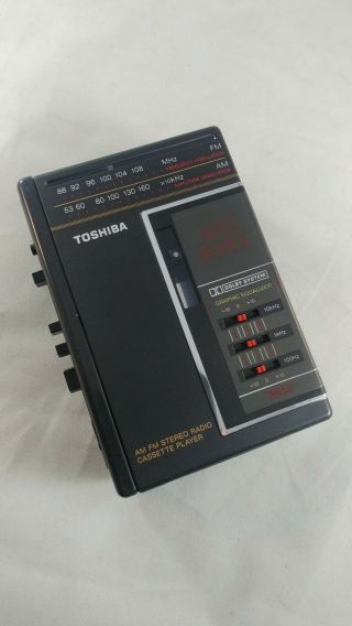Vintage Toshiba Kt - 4048 Cassette Walkman With Fm/am Radio Graphic Equalizer Rare