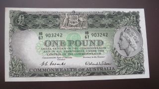 Rare Uncirculated 1 Pound 1953 Banknote Australia