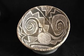 Anasazi Puerco Black on White Bowl Published Indian pottery,  artifacts,  rare 3