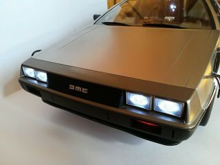 Hot Toys 1/6 Back To The Future Delorean Time Machine Mms260
