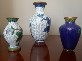 Trio of Lovely Vintage Chinese Cloisonne Ruyie Motif Vases Blue Pink Peonies 3