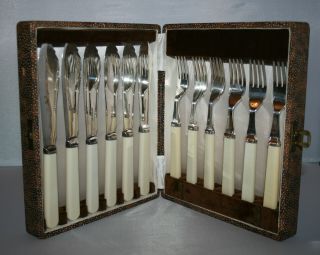 Antique Boxed Set Of Silver Plate Fish Knives And Forks