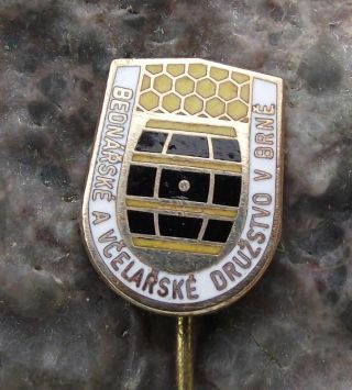 Antique Czech Bee Keeping and Cooper Barrel Makers Trade Union Brno Pin Badge 2