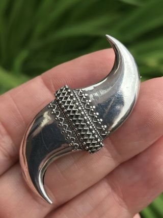 Unusual Antique Victorian Sterling Silver Raj Twin Claw Brooch/pin