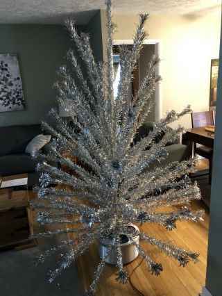 Rare Vintage Evergleam Tri - Lite,  Pom - Pom Aluminum Christmas Tree 7 Foot 100 Bra