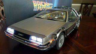 Hot Toys 1/6 Back to the Future Delorean Time Machine MMS260 3
