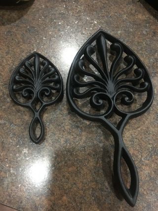 2 Antique Victorian Style Trivet Cast Iron Kitchen Ware 1large 1small
