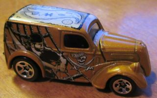Hot Wheels 1:64 1940 Ford Anglia Pirate Panel Truck,  Rare Gold,  1999,  Loose - Vg