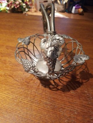 GODINGER Silver Plated Basket with Handle Grape Vine Wire Motif 11 