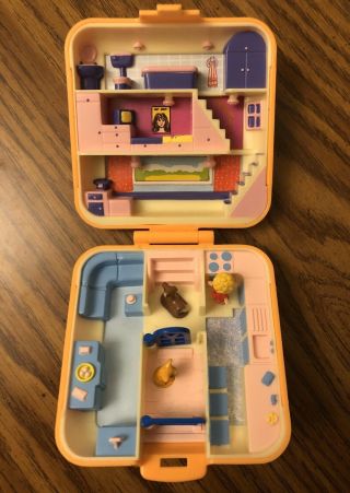 Vintage 1989 Polly Pocket “Polly ' s Townhouse” Compact - COMPLETE 3