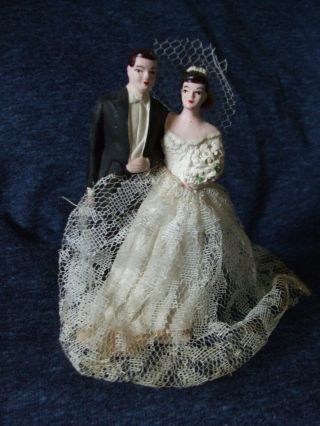 Vintage Bride And Groom Wedding Cake Topper Pre - Owned,  Lace Gown/netting Veil