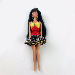 vintage Kira Friend of Barbie 1997 Pearl Beach 18580 with replacement outfit 2