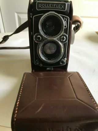 Vintage Pristine Rolleiflex 2.  8d 120 Film Camera Rare Find