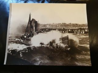 Antique Photo Of A Lowerstoft Fishing Trawler In A Storm 10 " X 8 "
