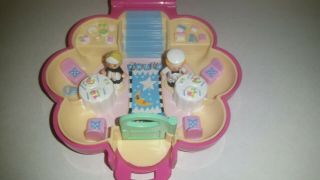 Vintage Bluebird Polly Pocket 1990 Mr.  Fry ' s Restaurant Compact Complete 2