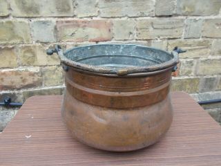 Antique Arts & Crafts Copper Pot With Decorative Handle