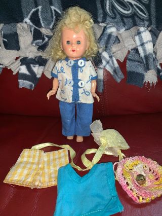 Vintage 1950s 8” Hollywood Doll With Extra Clothes 2