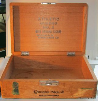 Antique Athletic Club Queens No 2 Mild Havana Mild Cigar Box Locking Clasp (12) ^