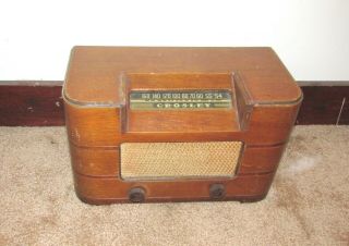 Antique Crosley Model 56tj0 Wood Case Tube Radio