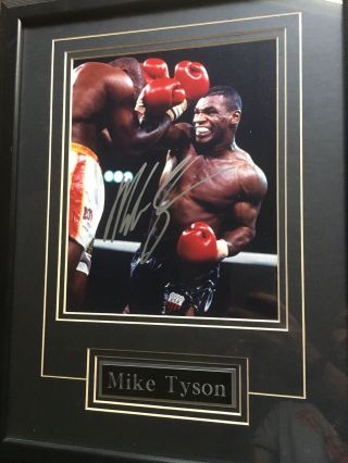 Mike Tyson 8x10 Framed Autograph (rare Pic) Youngest Heavyweight Champ Ever Goat
