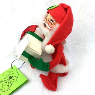 Annalee Santa Doll Gift Christmas copyright 1980 Mobilitee 1981 - 1986 Meredith NH 2
