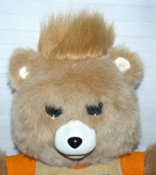 Teddy Ruxpin 2017 Story Time Bear Pre - owned 17 