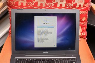 Rare Apple Black MacBook 13 - inch 2007 Core 2 Duo 2.  2ghz / 4gb RAM,  320gb HD,  OSX 2