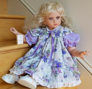 " Haley " Lloyd Middleton,  Royal Vienna Doll,  Signed By Mcafooes & Middleton Vtg.