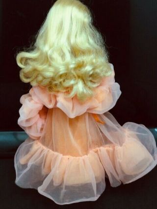 1985 Superstar Era Peaches N Cream Barbie Doll in Outfit 7926 3