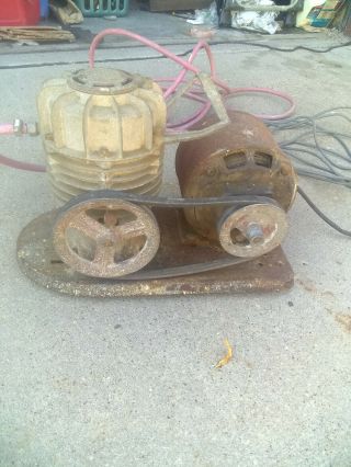 Vintage Antique Belt Drive Air Compressor W R Brown Corp Chicago