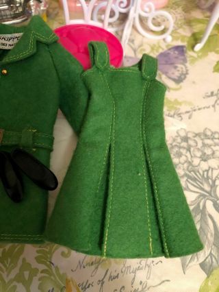 NM Vintage Barbie 1965 Skipper Town Togs 1922 Green Coat,  Dress & Japan shoes 3