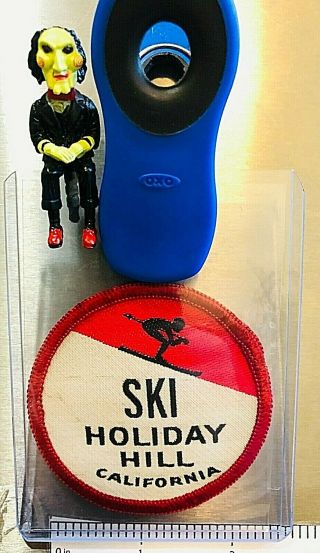 HOLIDAY HILL SKI AREA - Vtg Ski Patch LOST SKI AREA California (CA) 3