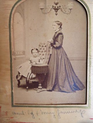ANTIQUE EARLY VICTORIAN CABINET CARD PHOTO - GAS CHANDELIER - LITTLE GIRL - WOOD MAT 2
