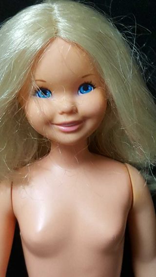 Vintage Supersize 1971 Barbie Doll Blond Hair Blue Eyes 18 