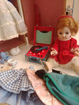 2 dolls Vintage 7 1/2 